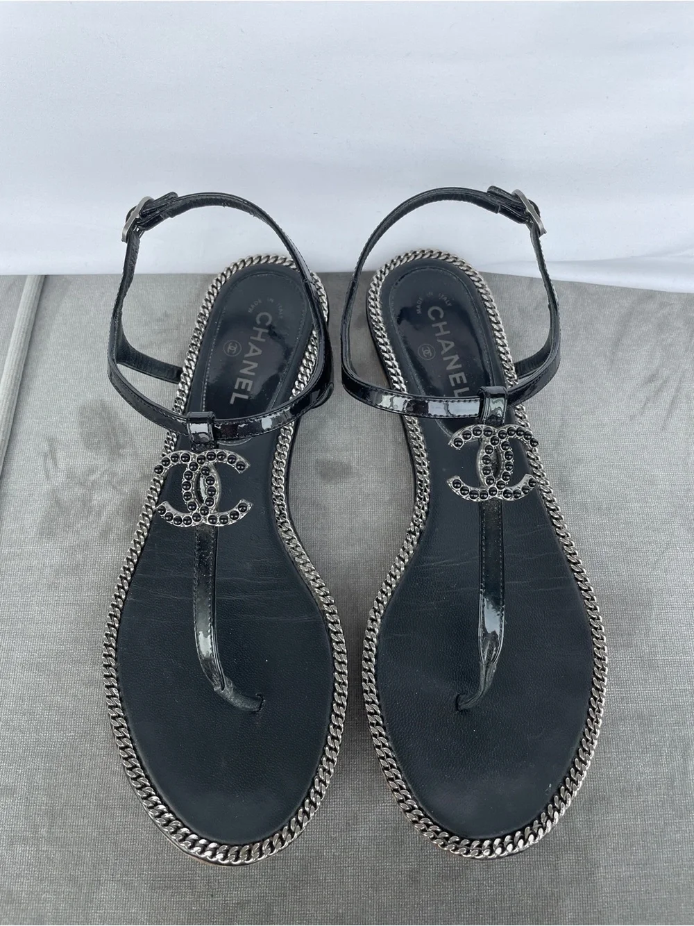 Chanel Black Chain-Trim Thong Sandals Embellished CC Logo & Silver Chains Detail